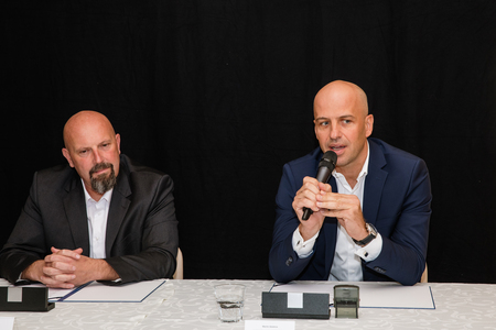 Podpis pogodbe o širitvi ZD Domžale; foto: Eva Žurbi 